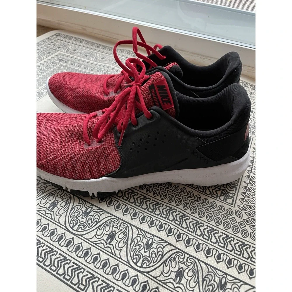 Size 12 - Nike Flex Control 3 Red Trading Running Shoes